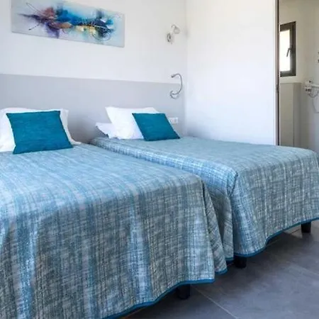 Algajola Sleeps 4 Air Con Wifi Apartment *