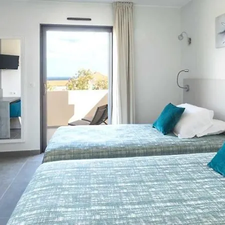 Algajola Sleeps 4 Air Con Wifi * Algajola (Corsica)